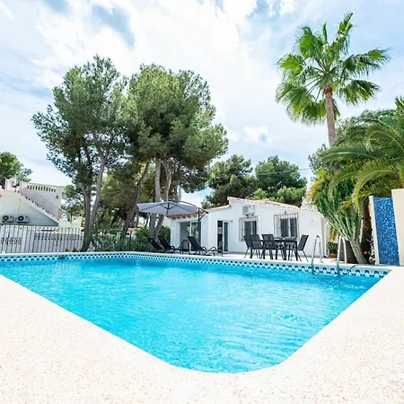 Casa Clemence, Private Pool, By Theka Services Dom wakacyjny *